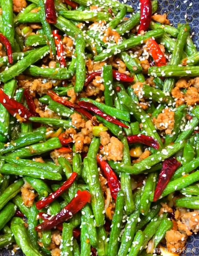 蜂蜜芦荟茶做法:夏日清凉饮品新选择